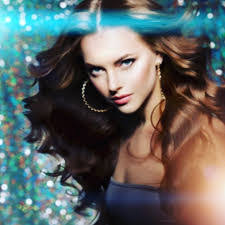 Lana Sinclair's Instagram, Twitter & Facebook