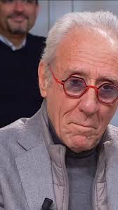 Ada Trevisan Fecchio ha superato i centoquattro anni, ha dieci figli,  tredici nipoti, quattordici bisnipoti e un trisnipote. La mente è lucida e  pronta alla battuta e ama trascorrere il tempo cantando.