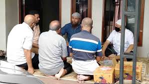 Kementerian agama mengecam penusukan atas syeikh ali jaber di tengah pengajian di masjid fallahuddin, lampung. Nsxaizhaltl7pm