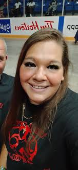 Laid out dually truck with California origins and air ride features