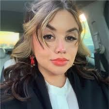 Danielle Marroquin's Instagram, Twitter & Facebook