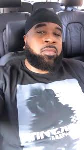 TONIGHT‼️@eightyeleven_barandgrill is going to be lit lit for “IT'S  SATURDAY'S LIBRA BASH” and LIBRAS ARE FREE BEFORE 10PM And yes the kitchen  is open all night ‼️TONIGHT‼️and yes tonight and every Saturday