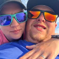 What can I do for a constipated chick, 3 weeks old? I have one chick with  issues. I add Chick Boost and ACV (w/mother) to their water. She gets at  least one