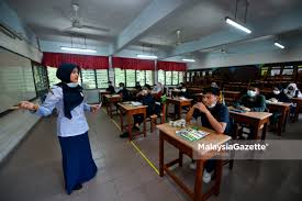 Bukit mewah bukit mulia bukit sentosa tmn. Hari Pertama Persekolahan Pkpp Di Smk Hillcrest Teratur