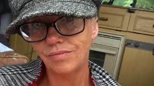 Single mum can't get a date because she's