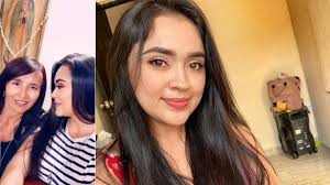 Johana, hija de una violación: «Mi madre siempre me miró como un milagro  dentro de una tragedia»