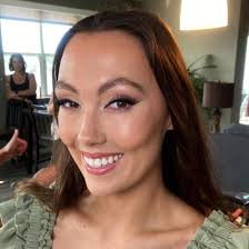 Hailey Simmons (@huebeautybyhailey) • Instagram photos and videos