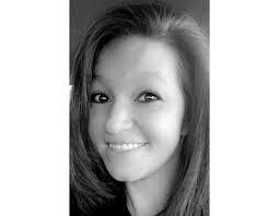 Ashley Dill's Instagram, Twitter & Facebook