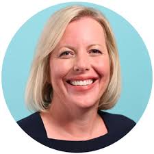 Robyn Kress's Instagram, Twitter & Facebook