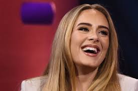 Adele: News, Bilder & aktuelle Storys