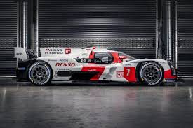 45 litres au 100km ! 2021 Toyota Gr010 Hybrid Le Mans Hypercar From Gazoo Racing