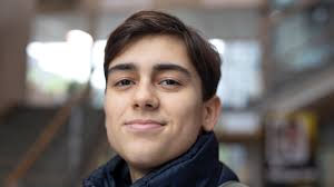 Emiel (18) koos voor Creative Business