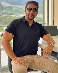 Lucha siempre por lo qué quieres nosotros te ayudaremos a encontrarlo  🏠🏢🛖 @realcrcostarica #realestate #costarica🇨🇷