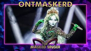 Management en boekingen via @entertainmentnl info@entertainment.nl beluister mijn nieuwe single 'vrede' via onderstaande link ⤵️ smarturl.it/vrede. Emotioneel Moment In De Vlaamse Masked Singer