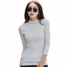 Kaos turtleneck adalah jenis kaos hangat karena mempunyai lubang leher bulat dengan ribs panjang mendekati kerongkongan. Kaos Tshirt Lengan Panjang Leher Tinggi Corak Salur Wanita Violeta L 6008 A1 Accessories