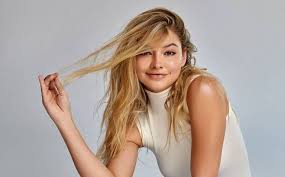 Madelyn is an american actress she done many shows and movie. Madelyn Cline Wiki Bio Age Height Instagram Net Worth