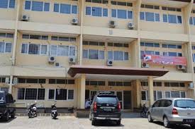 Huruf lampung terdiri dari kelebai sukhat dan anak sukhat. Lestarikan Budaya Lokal Unila Buat Program Studi Bahasa Lampung Hingga Buat Film Radin Inten Ii