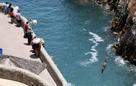 City tour por acapulco y show de clavados. Reinician Los Clavados De La Quebrada Ante Poco Publico El Sur Acapulco Suracapulco I Noticias Acapulco Guerrero