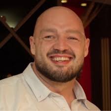 Брат ми, Stefan Pavlov, заедно с колегите от А1, са стартирали една яка  платформа за предлагане и търсене на имоти за продажба или наем. FSBO.bg  или “For Sale by Owner" (за продажба