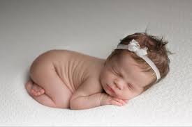 Ada yang mengatakan wajib, sunah, atau mubah. 5 Fakta Soal Sunat Bayi Perempuan Yang Perlu Ibu Ketahui Bukareview