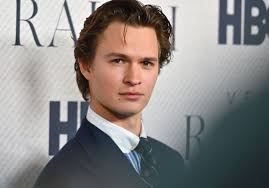 Bekannt wurde elgort durch die filme divergent . Ist Ansel Elgort Single