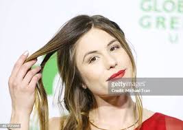 16 Kendra Krull Simon Stock Photos, High-Res Pictures, and Images