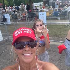 Amber Rose Solin, 04/12/1995, SE Minneapolis Joshua Richard Jenson,  08/10/1990, Richfield Both charged with robbery, 3rd degree burglary, and  drugs after robbing a female Coon Rapids Wendy's worker who was closing for