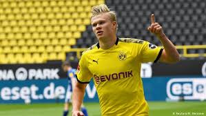 It is in the middle part of the state and is considered to be the administrative, commercial and cultural centre of the ruhr area with some 5.21 million (2017). Bundesliga Haaland Back In Business As Dortmund Win Ghost Derby Sports German Football And Major International Sports News Dw 16 05 2020