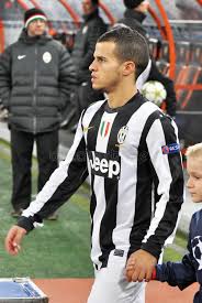 Born 26 january 1987) is an italian professional footballer who plays as a forward for saudi arabian club al hilal.a quick and creative player on the ball, giovinco is a versatile forward capable of playing in multiple offensive positions. Sebastian Giovinco Portrait Editorial Photo Image Of Friendly Entertainment 28092901
