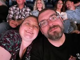 What is known about Benny Mardones' early marriages?