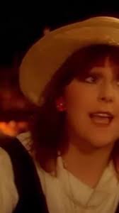 I d' rather to listen 80's music Alison Moyet