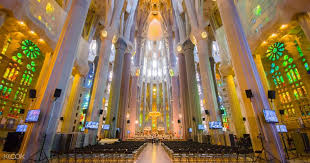 Carabineros de la tenencia sagrada familia, cerca de las 06:30 horas logró la detención del… la baja sostenida en la cantidad de casos de coronavirus en sagrada familia, más un… Morning Access Tour To Park Guell And Sagrada Familia In Barcelona Spain