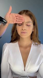 Técnica híbrida de maquillaje ultraresistente 24 horas de duración