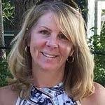 Lynn Wight's Instagram, Twitter & Facebook