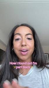 Erica Beeler's Instagram, Twitter & Facebook