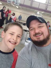 Kayla Marr (@kaymarr18)