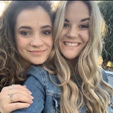 Dean Shipp's Instagram, Twitter & Facebook