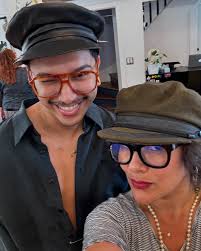 Happy birthday to this angel! Hope this year brings you happiness and  fulfillment! You've got the world in the palm of your hands. Keep