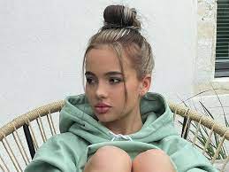 Самая любимая девушка детей 10 15 лет. Karnaval Posle Rasstavaniya S Kridom Zagovorila O Novyh Otnosheniyah