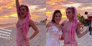 May 24, 2021 · from bts, justin bieber, lady gaga & more, the friends reunion certainly did not disappoint! Lady Gaga Is Pretty In Pink As Bridesmaid For Best Friend S Beach Wedding