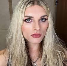 Lowell Getz's Instagram, Twitter & Facebook