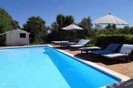 So sieht ein individueller dieses ferienhaus mit swimmingpool sorgt für einen unvergesslichen urlaub in alcantarilha (algarve). Pension Gastehaus Privatzimmer Monte Rosa Ferienhaus Mit Pool In Lagos Algarve Portugal Mieten Micazu