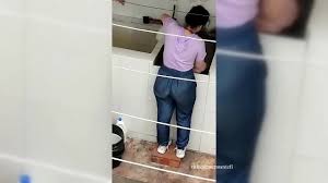 Valery Estaba Sin Agua Y Se Vino Donde Jessica Mi Prima A Lavar Sin Saber  Que Yo Estaba Ay Cogimos Delicioso Antes Que Llegarán ! - XNXX.COM