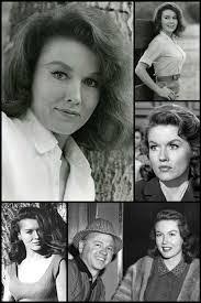 Leanne Sweeney's Instagram, Twitter & Facebook