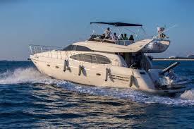 58 Feet Etosha Capacity 12 Guest Location Dubai Marina Includes Soft Drinks Water Tea And Coffee Book Now 971 4 29 Yacht Rental Fishing Tours Boat Rental