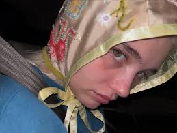 hey.. heyy. how yall doing?