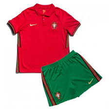 Goedkope portugal landenshirt,portugal thuisshirt/uitshirt/lange mouwen/keeper tenue met lage prijs. Portugal