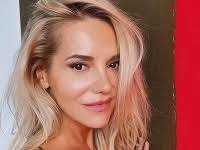 Ktovie, ako kedysi reagovali viktorovi rodičia na to, že si doviedol staršiu priateľku. Dara Rolins Pred Plastikami Fuha Pozrite Na Tie Foto Topky Sk