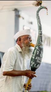 A historic moment for tribal art! 🇮🇳 At 92 years old, Bhiklya Ladakya Dhinda has been conferred with the Padma Shri award for his lifelong dedication to playing the 'Tarpa.' This unique