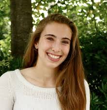 Kira Matthews's Instagram, Twitter & Facebook